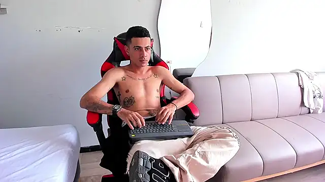 MatthewCullen online show from December 3, 2025, 7:23 pm