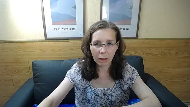 Snapshot of DaisyEdit chatting on July 14, 2026, 11:27 am DaisyEdit online show from July 14, 2026, 11:27 am