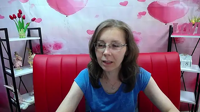 Snapshot of DaisyEdit chatting on July 18, 2026, 11:25 am DaisyEdit online show from July 18, 2026, 11:25 am