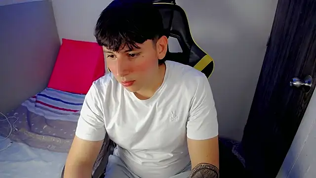 d moneyy  online show from February 22, 2026, 3:18 am