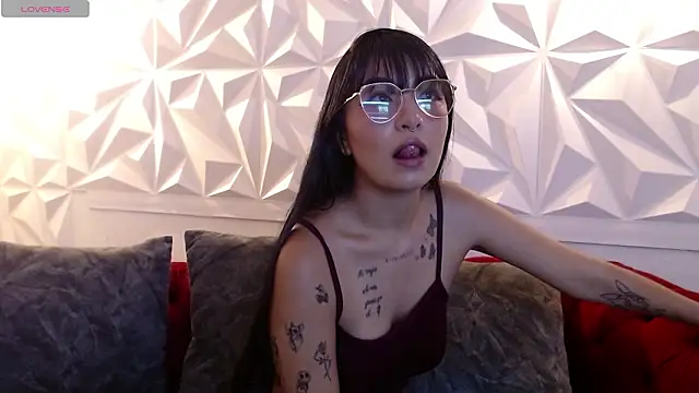 Snapshot of idk_24_ chatting on February 10, 2026, 4:55 pm idk 24 online show from February 10, 2026, 4:55 pm