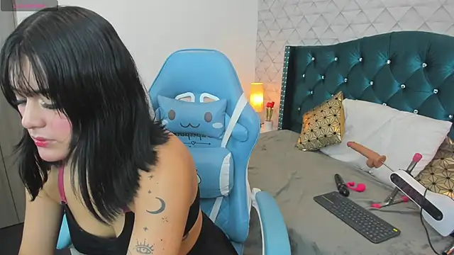 Snapshot of Valery_jame chatting on May 4, 2026, 8:16 pm Valery jame online show from May 4, 2026, 8:16 pm