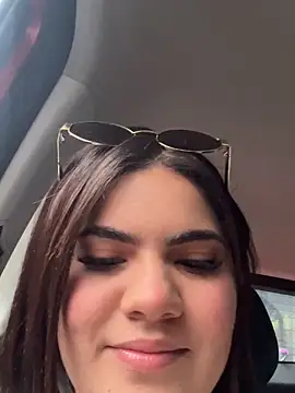 Snapshot of valenhill chatting on December 1, 2025, 2:11 pm valenhill online show from December 1, 2025, 2:11 pm