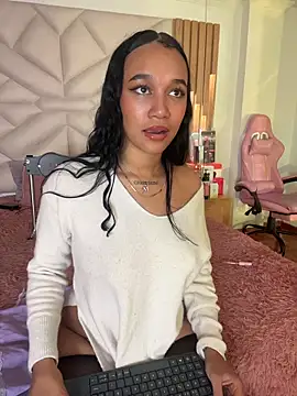 coraline vera online show from April 15, 2026, 7:43 pm