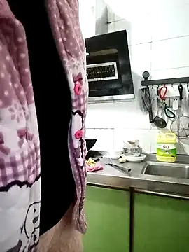 mimi2052 online show from December 18, 2025, 12:33 pm