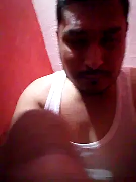 cristian112090 online show from February 4, 2026, 9:20 pm