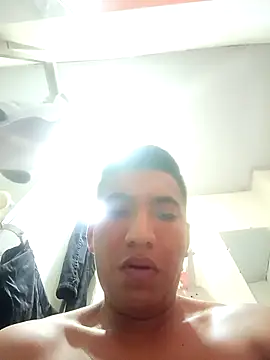 Snapshot of 04patri chatting on January 11, 2026, 2:11 pm 04patri online show from January 11, 2026, 2:11 pm