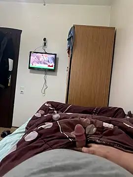 Snapshot of brt2552 chatting on January 9, 2026, 5:10 am brt2552 online show from January 9, 2026, 5:10 am