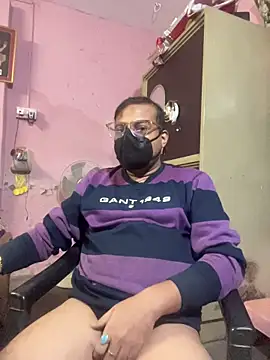 Saxymood1111 online show from December 16, 2025, 7:02 am