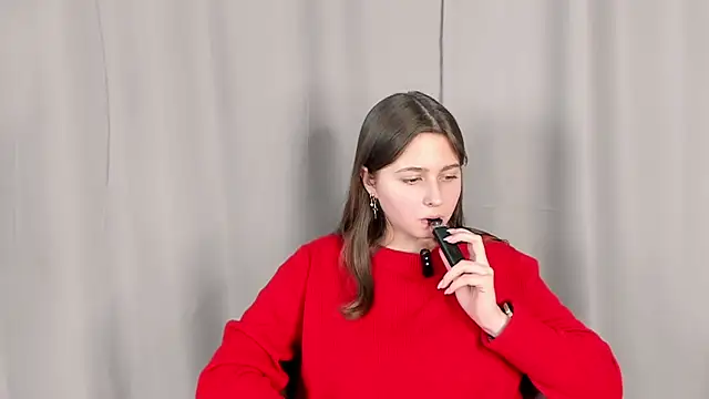 Snapshot of SophiaHalligan chatting on November 29, 2025, 1:03 pm SophiaHalligan online show from November 29, 2025, 1:03 pm