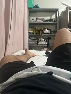 Snapshot of Xandon__ chatting on November 28, 2025, 1:19 am Xandon online show from November 28, 2025, 1:19 am