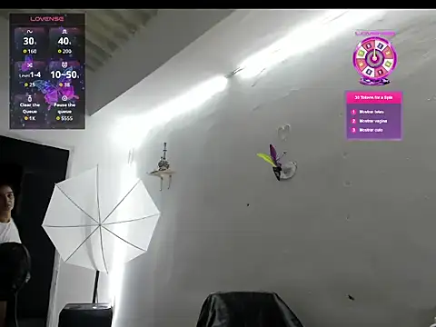 Snapshot of sweetCatallina chatting on June 8, 2026, 12:38 pm sweetCatallina online show from June 8, 2026, 12:38 pm