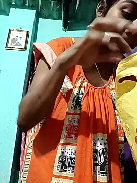 Snapshot of Cute_diya023 chatting on February 13, 2026, 2:40 am Cute diya023 online show from February 13, 2026, 2:40 am