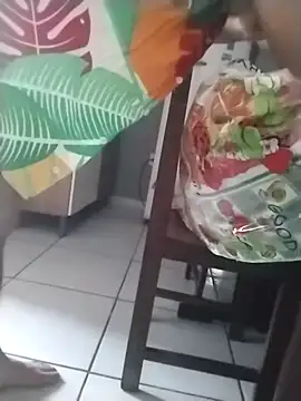 Snapshot of esterfour40 chatting on February 5, 2026, 8:52 am esterfour40 online show from February 5, 2026, 8:52 am