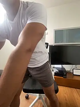 Snapshot of 18years_22cm_ chatting on February 24, 2026, 9:46 pm 18years 22cm online show from February 24, 2026, 9:46 pm