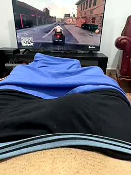 Davisuarez online show from December 22, 2025, 6:16 pm