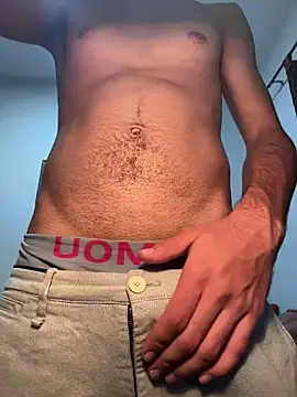 Davisuarez online show from February 9, 2026, 11:20 pm