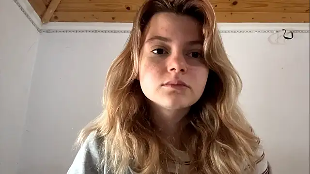 Snapshot of AlanaPostell chatting on November 30, 2025, 10:08 am AlanaPostell online show from November 30, 2025, 10:08 am