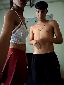 Snapshot of loveof_twolove2 chatting on December 1, 2025, 3:39 pm loveof twolove2 online show from December 1, 2025, 3:39 pm