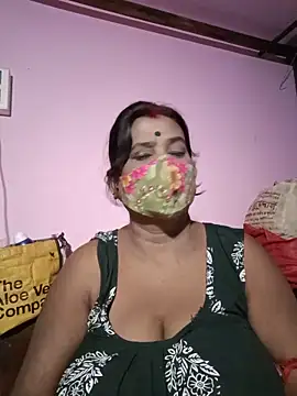 Snapshot of me-pari-hu chatting on July 1, 2026, 4:51 pm me-pari-hu online show from July 1, 2026, 4:51 pm