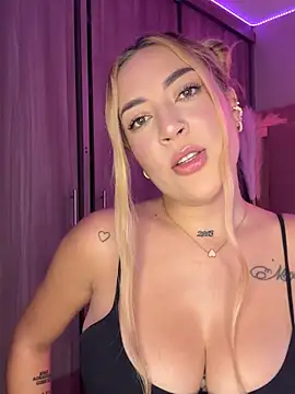 AlyonaWester  online show from February 12, 2026, 9:21 pm