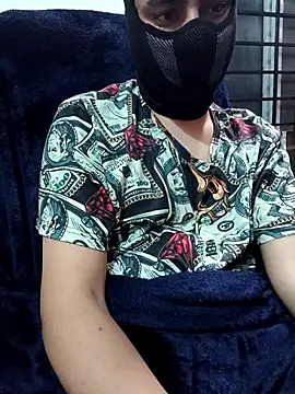 Snapshot of chocolateyboy77 chatting on January 14, 2026, 6:13 pm chocolateyboy77 online show from January 14, 2026, 6:13 pm