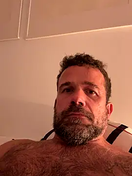 Snapshot of Daddymad chatting on November 28, 2025, 11:18 pm Daddymad online show from November 28, 2025, 11:18 pm