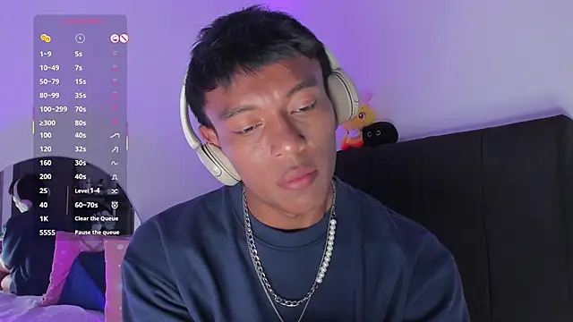 santinaughty online show from March 3, 2026, 9:53 pm