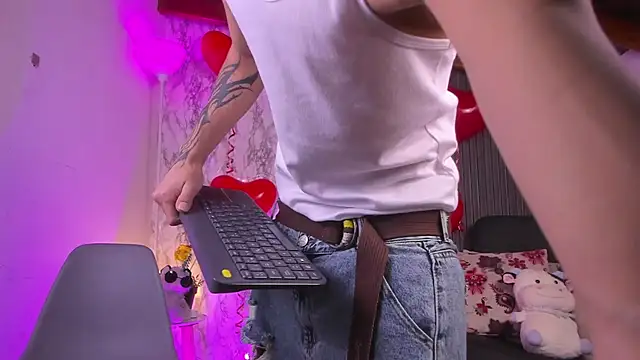 Jake beach  online show from February 14, 2026, 4:09 am