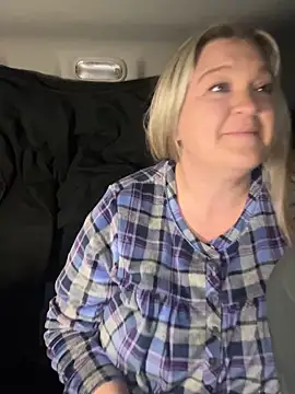 BustyGoddess6969 online show from December 3, 2025, 3:36 am