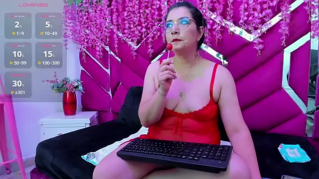 Alexa Sanz online show from April 9, 2026, 7:52 pm