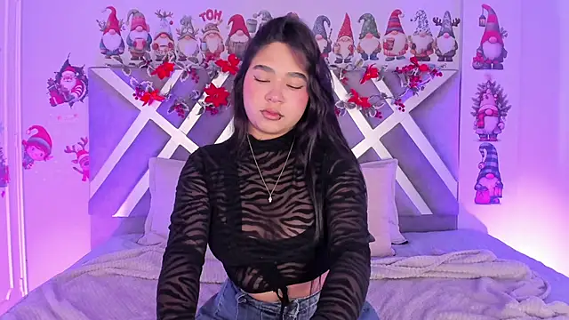 Mylarossi online show from December 17, 2025, 2:12 pm