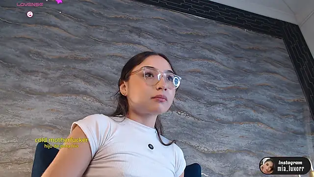 Snapshot of Mia_Luxor chatting on July 6, 2026, 3:36 pm Mia Luxor online show from July 6, 2026, 3:36 pm