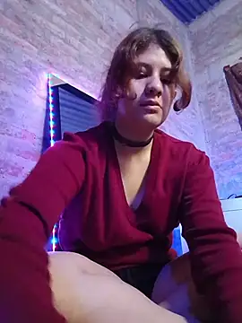 Snapshot of dakota021 chatting on February 13, 2026, 9:33 pm dakota021 online show from February 13, 2026, 9:33 pm