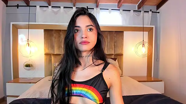 BrianaJhons19 online show from January 7, 2026, 7:49 pm