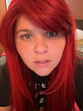 Snapshot of WattledFourth chatting on December 17, 2025, 2:45 pm WattledFourth online show from December 17, 2025, 2:45 pm