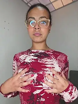 Snapshot of __VioletaHeaven__ chatting on March 18, 2026, 8:56 pm VioletaHeaven online show from March 18, 2026, 8:56 pm