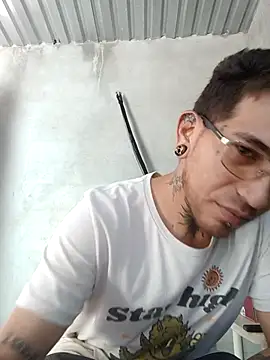 macarywillm online show from March 20, 2026, 9:08 pm