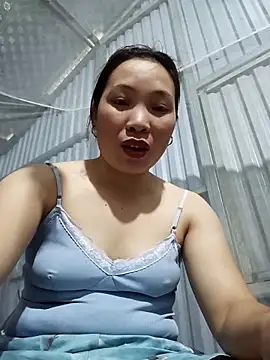 Evelyn-n online show from February 18, 2026, 1:56 am