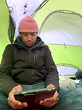 Snapshot of vidak2 chatting on December 2, 2025, 6:03 pm vidak2 online show from December 2, 2025, 6:03 pm