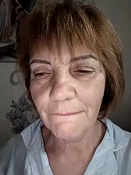 MichelleLove48 online show from May 10, 2026, 3:55 am