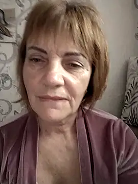 MichelleLove48 online show from May 12, 2026, 6:32 am