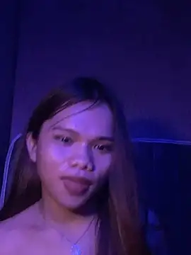 Yourtransalexa25 online show from December 16, 2025, 2:33 pm