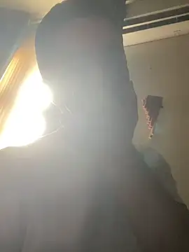 Snapshot of HomoSapiens98 chatting on December 2, 2025, 8:30 am HomoSapiens98 online show from December 2, 2025, 8:30 am