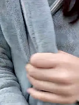 Snapshot of gatitachula93 chatting on February 7, 2026, 3:27 pm gatitachula93 online show from February 7, 2026, 3:27 pm