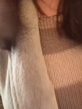 Snapshot of gatitachula93 chatting on February 23, 2026, 2:25 pm gatitachula93 online show from February 23, 2026, 2:25 pm