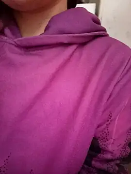 Snapshot of gatitachula93 chatting on February 27, 2026, 3:01 pm gatitachula93 online show from February 27, 2026, 3:01 pm