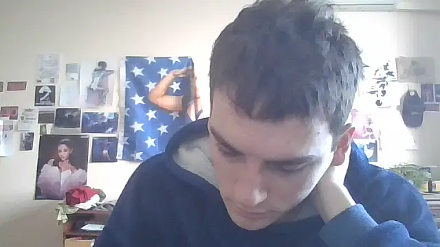 Snapshot of leo_cutie chatting on February 2, 2026, 9:41 am leo cutie online show from February 2, 2026, 9:41 am