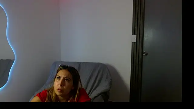 Snapshot of moritamori chatting on February 7, 2026, 4:16 am moritamori online show from February 7, 2026, 4:16 am