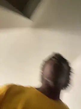 Snapshot of JaHavin- chatting on April 15, 2026, 2:35 pm JaHavin- online show from April 15, 2026, 2:35 pm